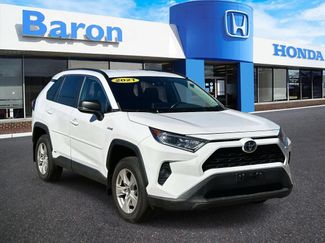 Used 2021 Toyota RAV4 XLE w/ XLE Grade Weather Package AWD/4WD video 1