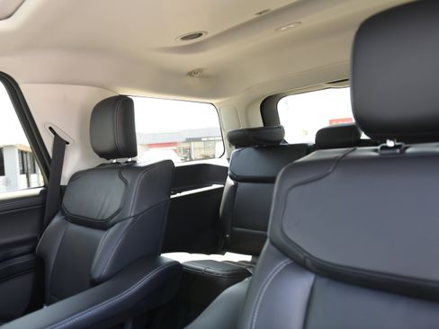 New 2026 Ford Expedition Platinum w/ Driver's Package AWD/4WD image 19