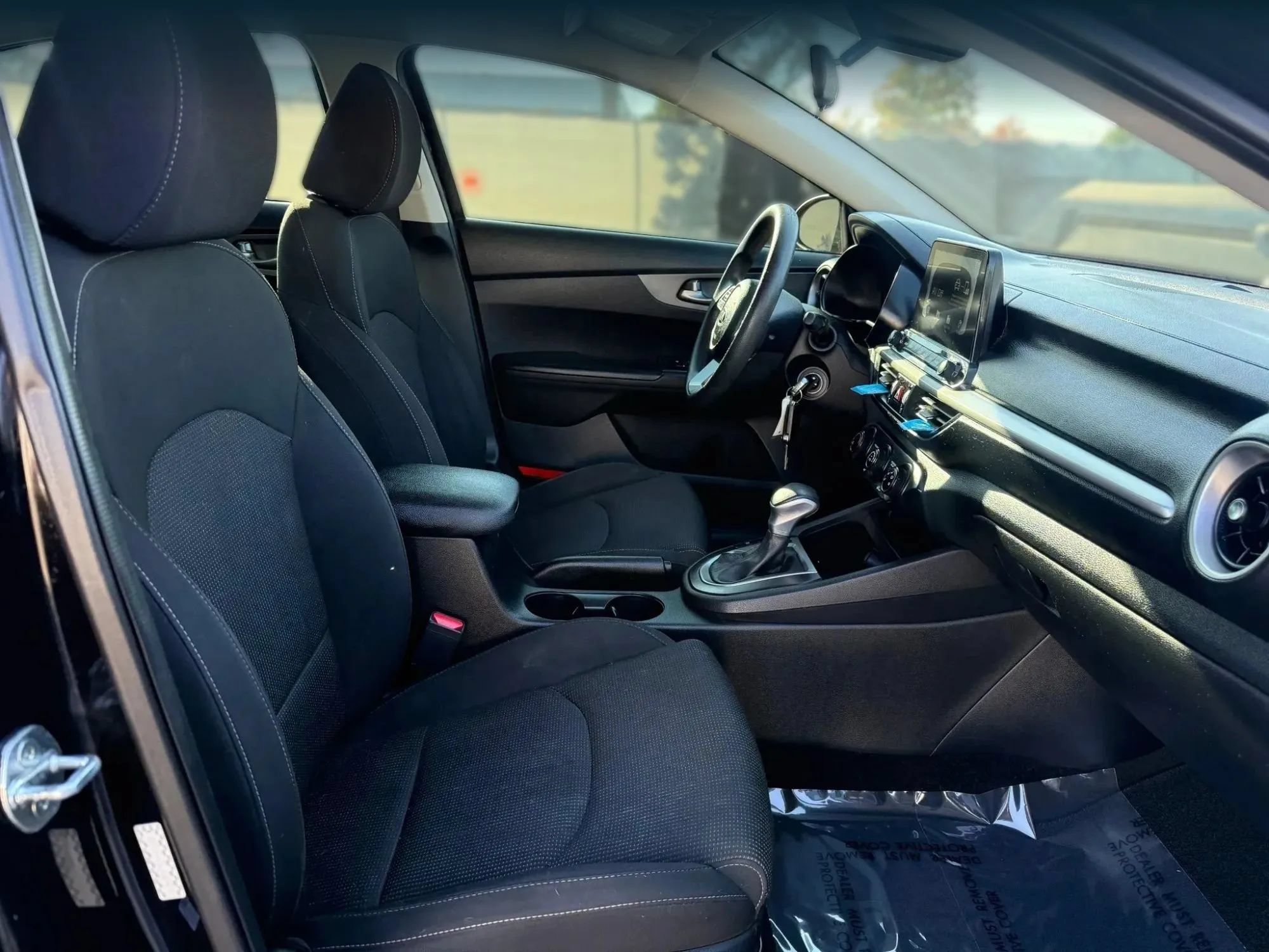Used 2020 Kia Forte LXS FWD image 18