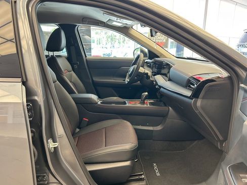 New 2026 Nissan Kicks SR w/ Illumination Package image 33