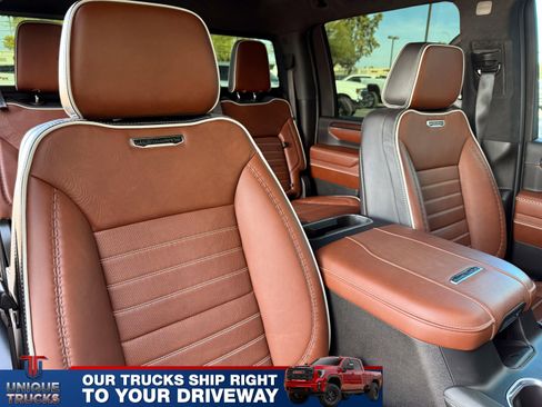 Used 2024 GMC Sierra 2500 Denali Ultimate image 32