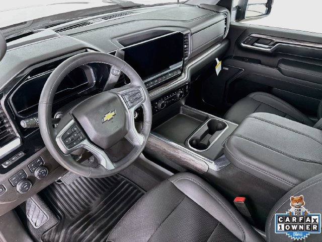 Used 2024 Chevrolet Silverado 2500 LTZ w/ LTZ Convenience Package AWD/4WD image 16