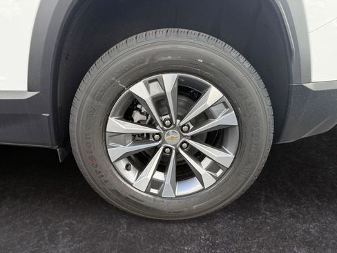 New 2026 Chevrolet Equinox LT w/ Convenience Package II image 27