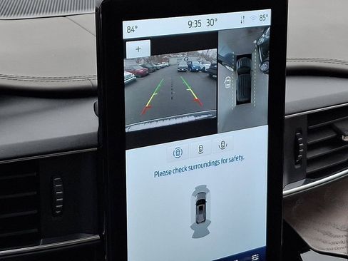 Certified 2023 Ford Explorer Platinum w/ Technology Package image 21