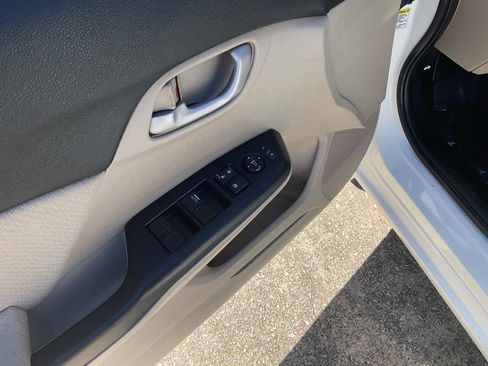 Used 2013 Honda Civic LX image 10