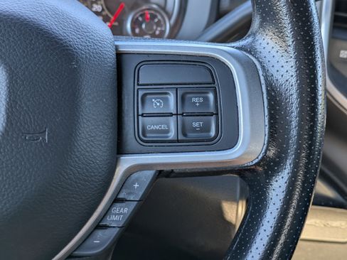 Used 2022 RAM 3500 Big Horn image 28