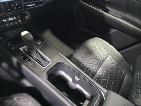 New 2027 Nissan Kicks SV w/ Cold Weather Package FWD image 24