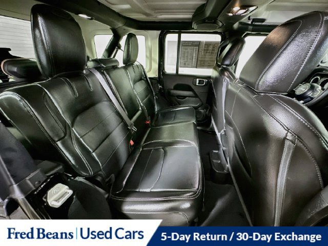 Used 2023 Jeep Wrangler Unlimited Sahara w/ Cold Weather Group AWD/4WD image 34