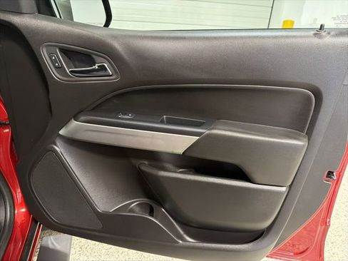 Used 2016 Chevrolet Colorado LT image 26