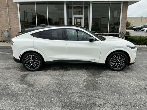 New 2025 Ford Mustang Mach-E Premium image 7