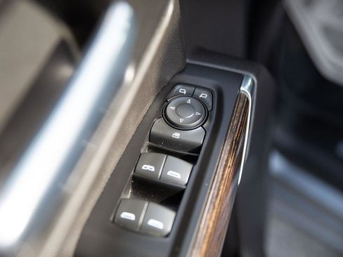 Used 2021 GMC Sierra 1500 Elevation w/ X31 Off-Road Package image 18