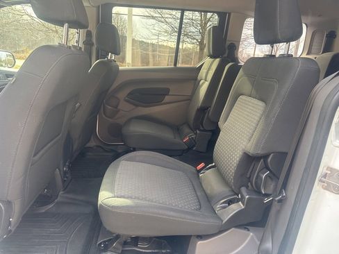 Used 2019 Ford Transit Connect XLT w/ Trailer Tow Package image 18