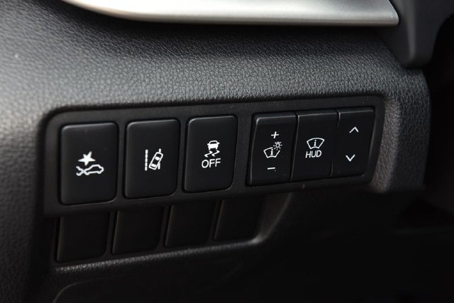 Used 2022 Mitsubishi Eclipse Cross SEL AWD/4WD image 11