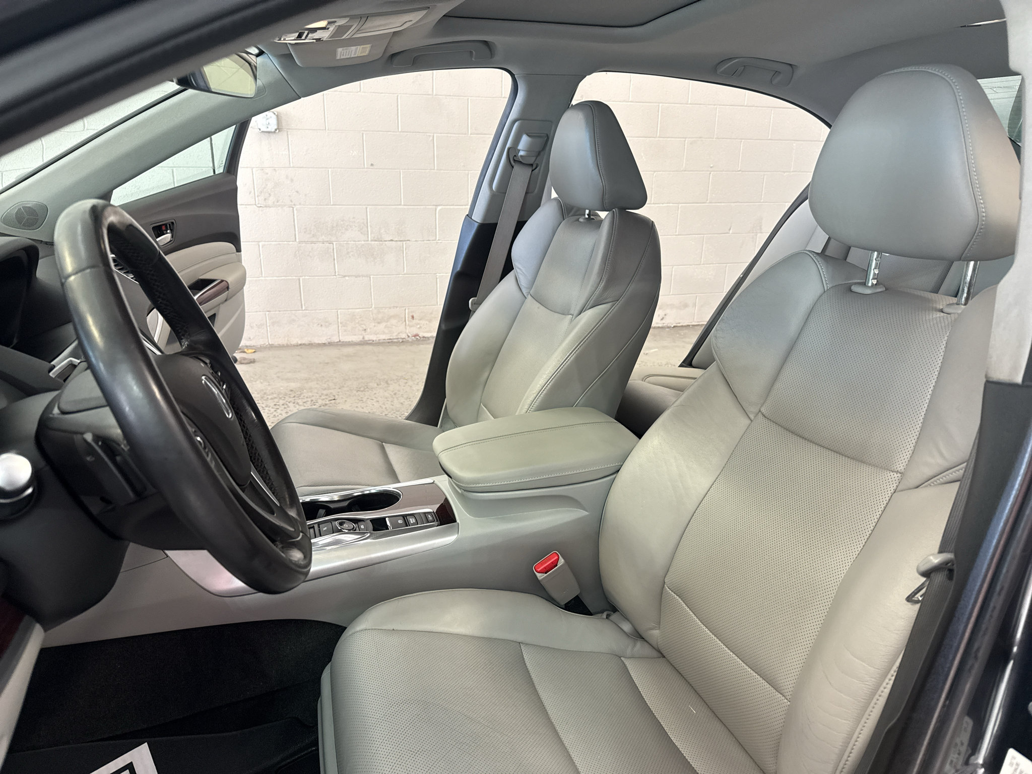 Used 2015 Acura TLX w/ Technology Package AWD/4WD image 16
