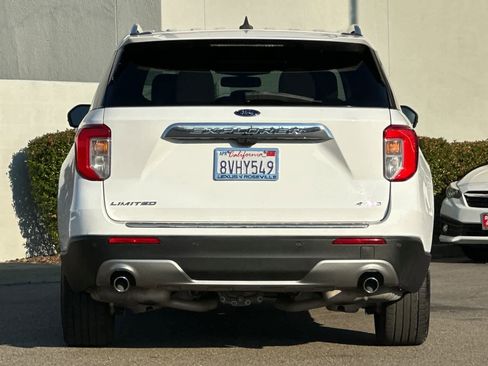Used 2021 Ford Explorer Limited w/ Equipment Group 301A image 8