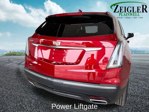 Used 2025 Cadillac XT5 Sportv w/ Technology Package AWD/4WD image 5
