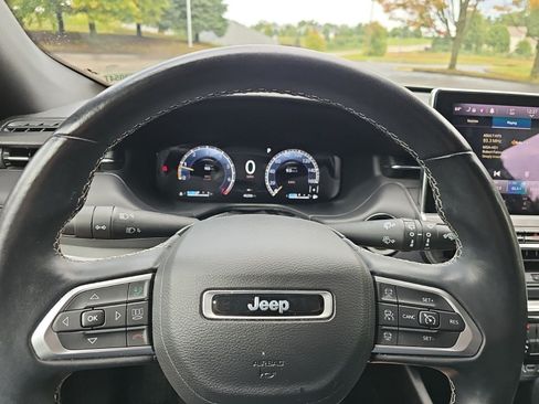 Used 2022 Jeep Compass High Altitude AWD/4WD image 23