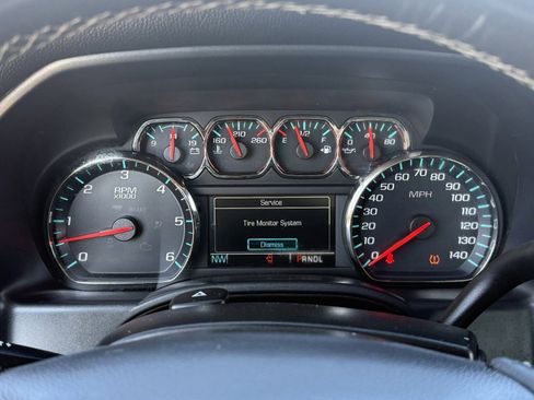 Used 2018 Chevrolet Silverado 1500 LT image 32