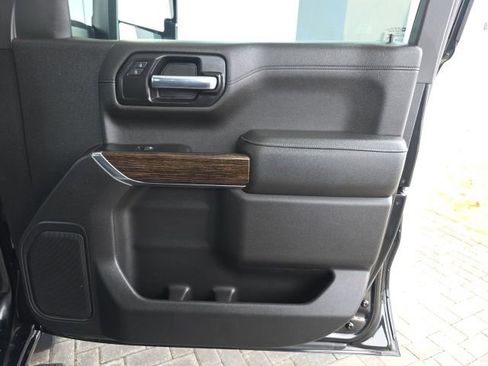 Used 2021 GMC Sierra 1500 Elevation w/ X31 Off-Road Package image 9