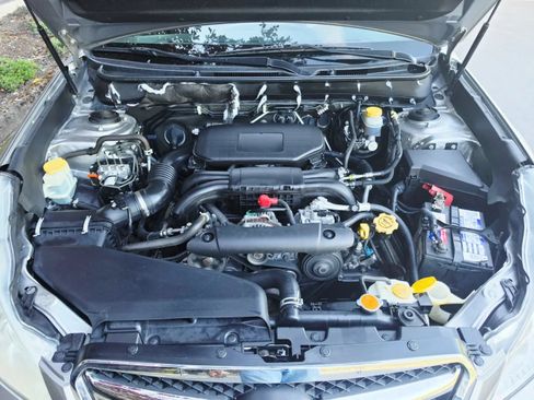 Used 2011 Subaru Legacy 2.5i AWD/4WD image 16
