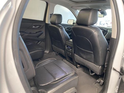 Used 2018 Chevrolet Traverse LT AWD/4WD image 12