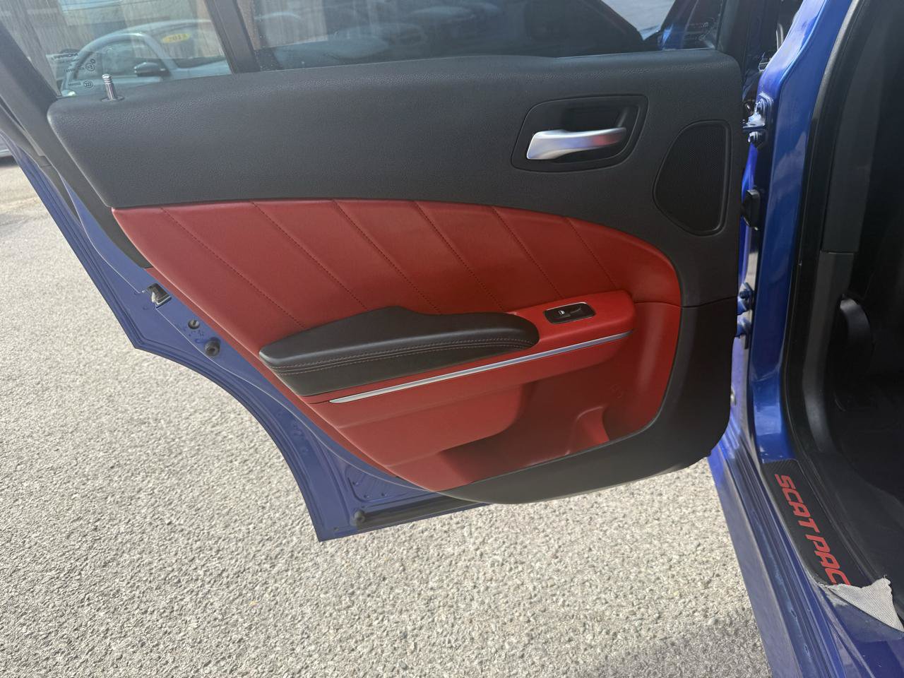 Used 2018 Dodge Charger R/T Scat Pack w/ Dynamics Package RWD image 17