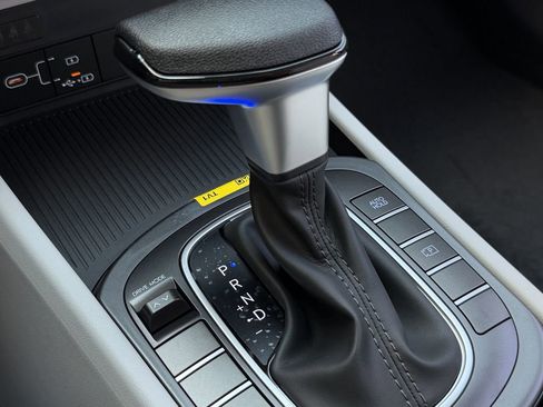 New 2026 Hyundai Kona SE image 17