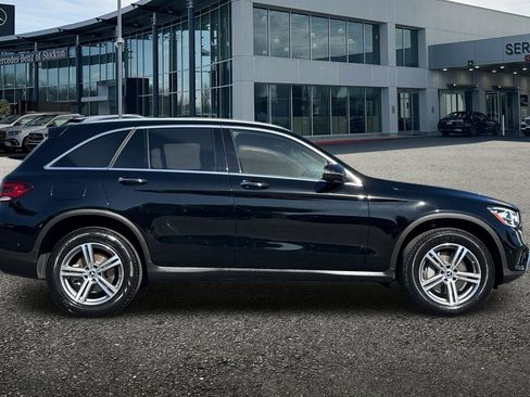 Certified 2022 Mercedes-Benz GLC 300 image 3