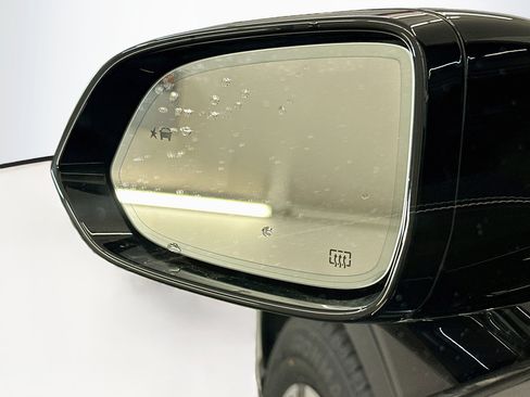 Used 2024 Chevrolet Blazer EV LT AWD/4WD image 16
