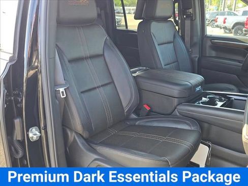 New 2026 Chevrolet Suburban High Country AWD/4WD image 15