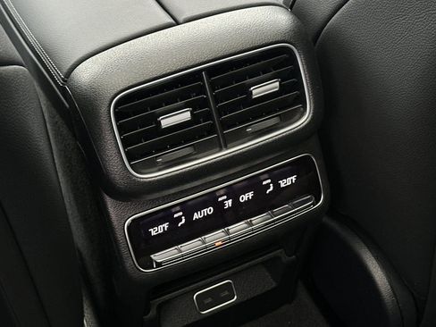 New 2026 Mercedes-Benz GLS 450 4MATIC image 24