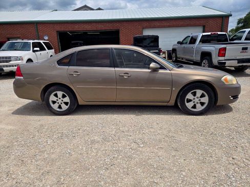 Used 2007 Chevrolet Impala LT w/ Preferred Equipment Group FWD image 2
