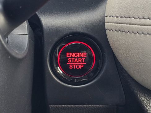 Used 2023 Honda HR-V EX-L image 21