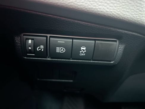 Certified 2026 Toyota Corolla Cross LE FWD image 13