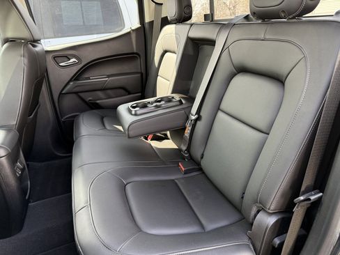 Used 2019 Chevrolet Colorado LT w/ Luxury Package, Chrome image 18