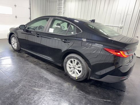 New 2026 Toyota Camry LE FWD image 2