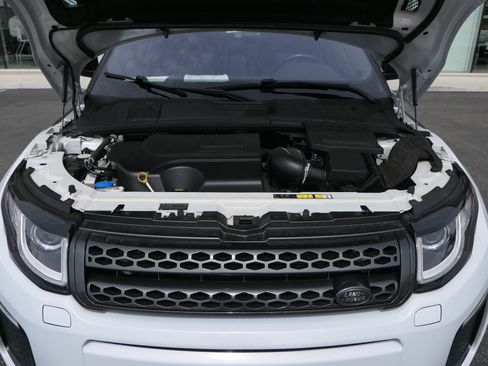 Used 2018 Land Rover Range Rover Evoque Landmark Edition image 28