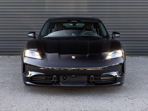 Certified 2026 Porsche Taycan RWD image 7