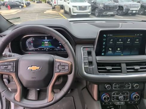 Used 2024 Chevrolet Tahoe High Country AWD/4WD image 25