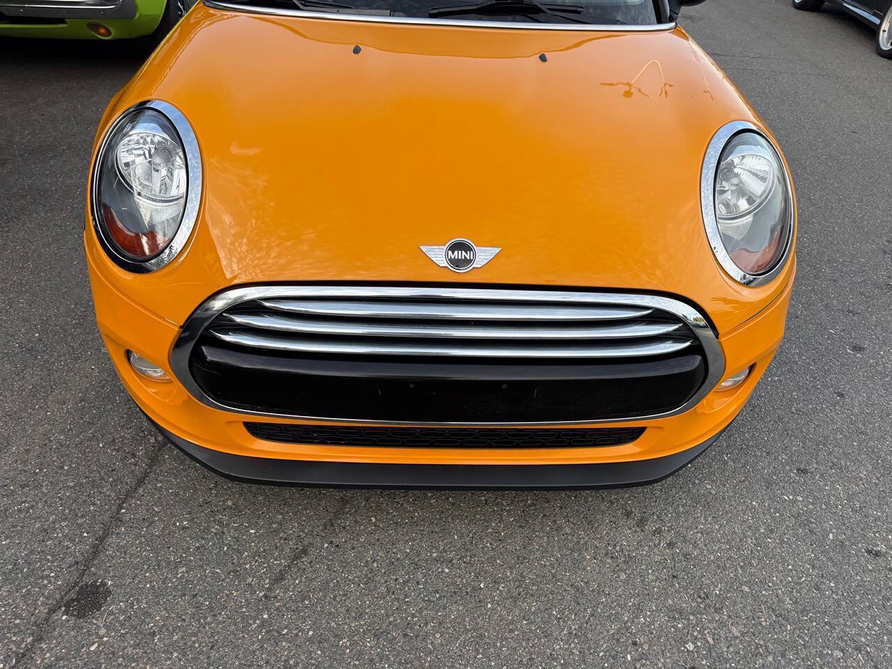 Used 2014 MINI Cooper 2-Door Hardtop FWD image 8
