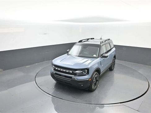 New 2025 Ford Bronco Sport Outer Banks image 25