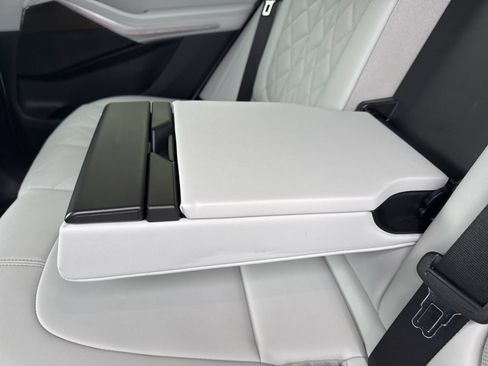 Used 2023 BMW X5 xDrive40i w/ Premium Package AWD/4WD image 18