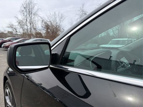 Used 2024 Chevrolet Malibu LT image 26