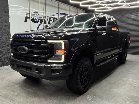 Used 2021 Ford F250 Lariat AWD/4WD image 2