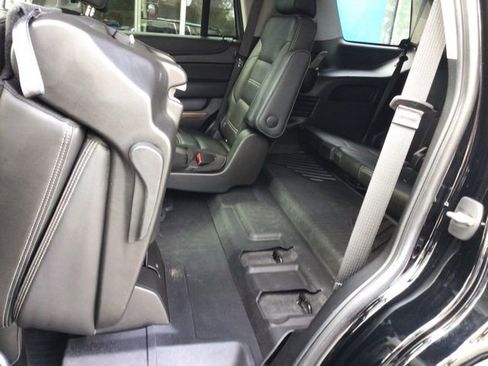 Used 2020 GMC Yukon Denali w/ Denali Ultimate Package image 5