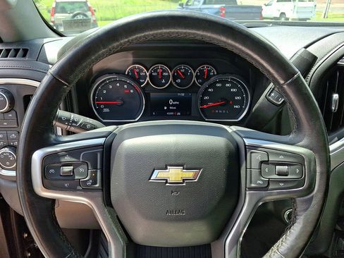 Used 2022 Chevrolet Silverado 2500 LT w/ Convenience Package AWD/4WD image 19