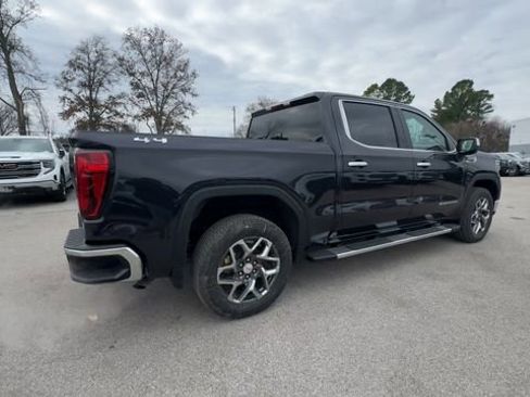 New 2026 GMC Sierra 1500 SLT w/ SLT Premium Package image 8