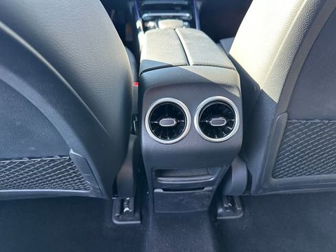 Used 2023 Mercedes-Benz EQB 300 4MATIC w/ Exclusive Package image 17