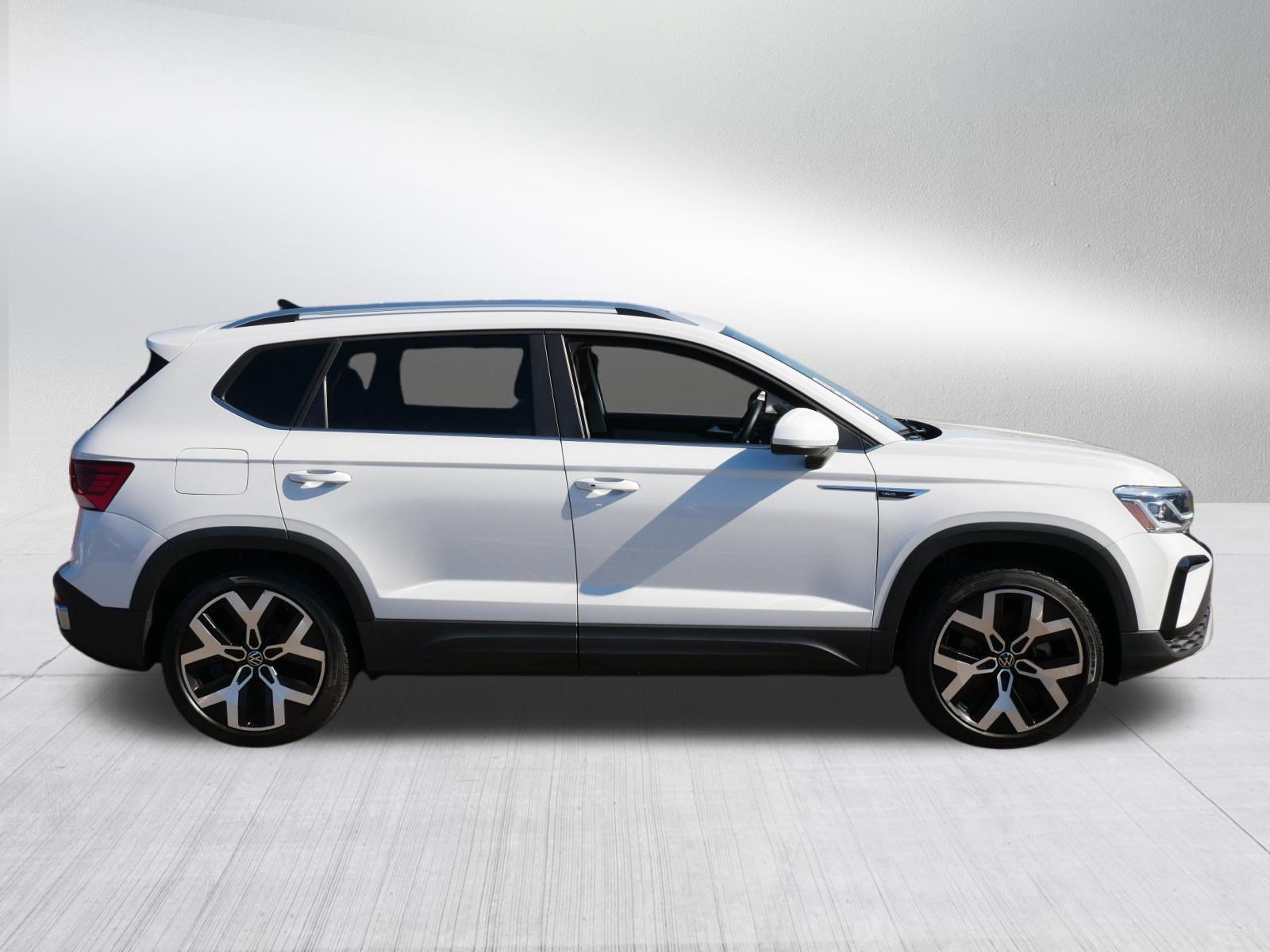 Certified 2023 Volkswagen Taos SEL AWD/4WD image 8