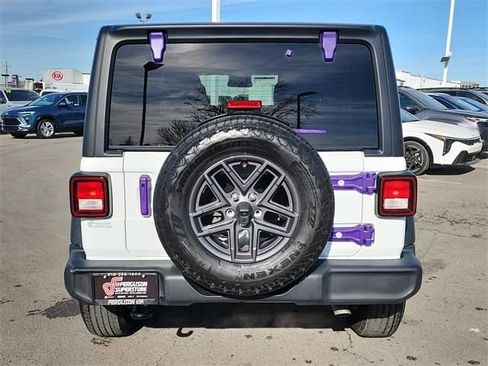 Used 2024 Jeep Wrangler Unlimited Sport image 4